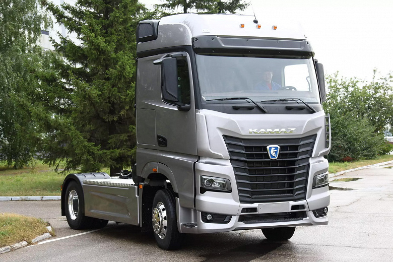 В 2023 году КамАЗ выпустит 9 тыс. грузовиков К5, к концу года их локализацию этой модели доведут до 85%
